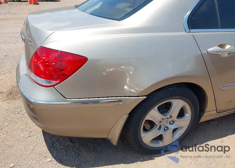 2005 Acura Rl 3.5 from USA, damaged, VIN JH4KB16535C002941